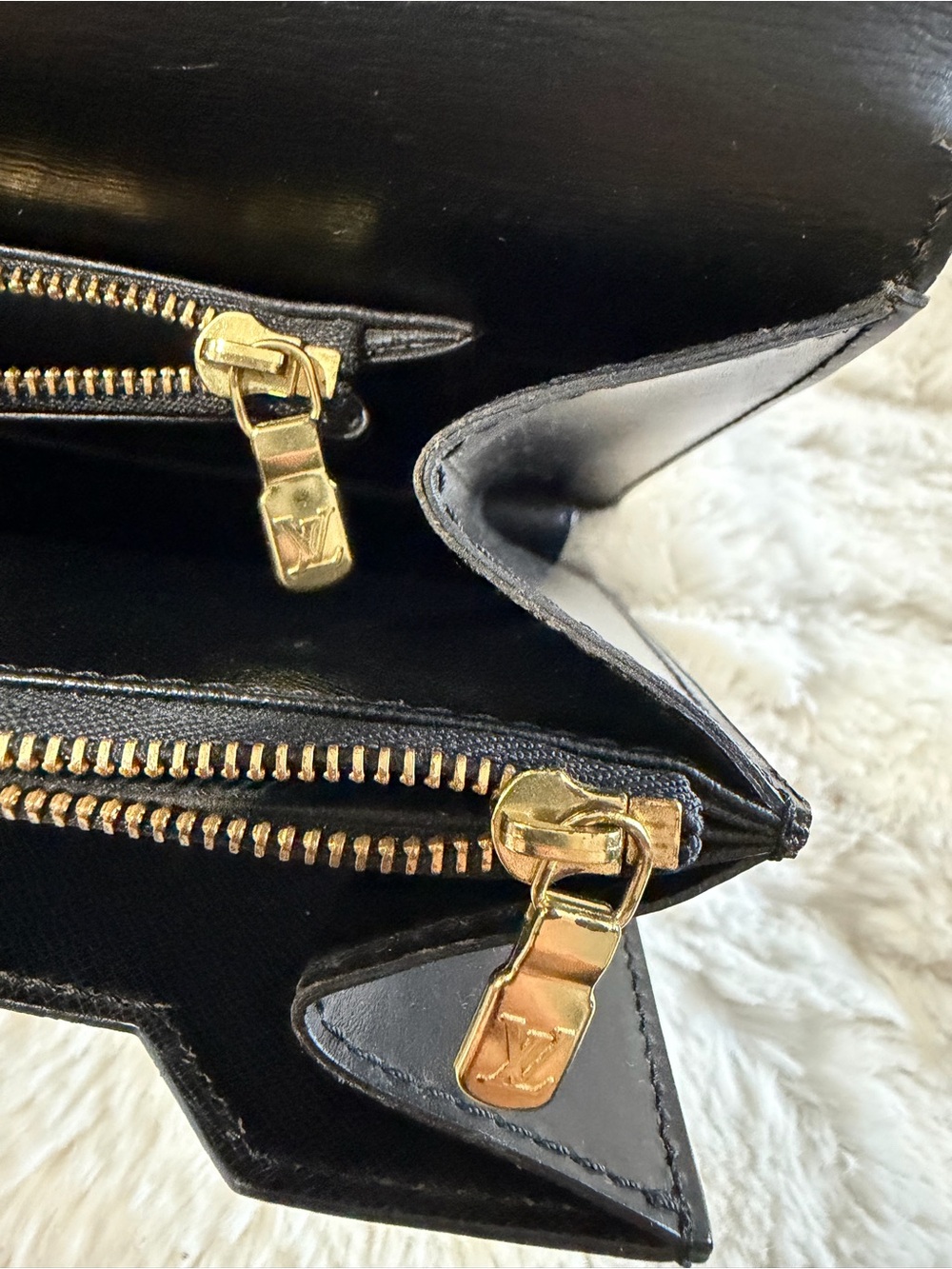Louis Vuitton Black Epi Leather Top-Handle Clutch with Gold Hardware - Picture 6 of 14